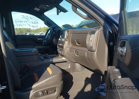 2021 GMC Sierra 1500 4Wd Short Box At4 z USA, uszkodzony, nr VIN 3GTP9EEL4MG407812